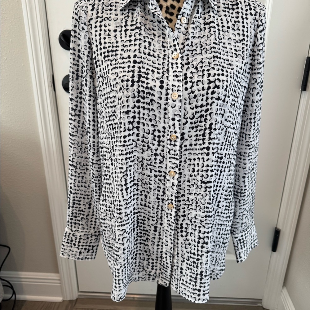 E3 By Etcetera Black and White Patterned Women's Shirt